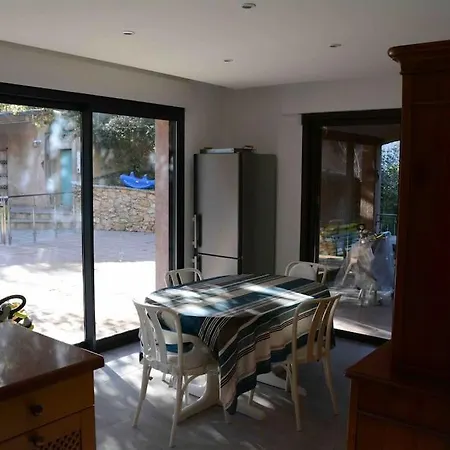 Maison De Charme Avec Piscine Chauffee Villa
