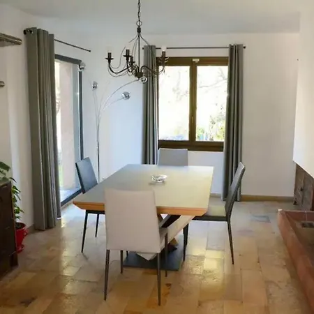 Villa Maison De Charme Avec Piscine Chauffee Montpellier